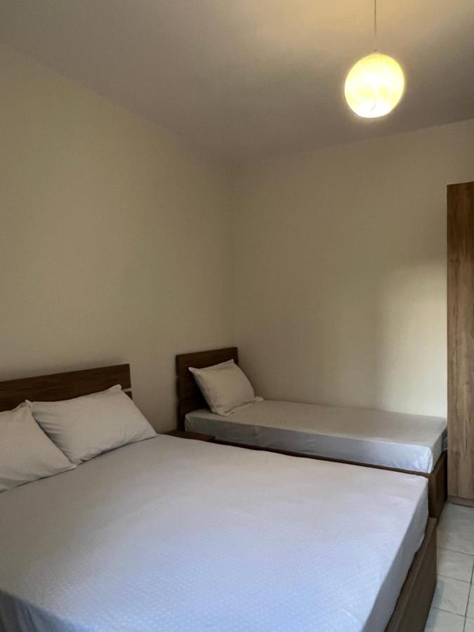 Guest House Sala Durrës 외부 사진