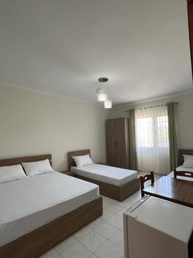 Guest House Sala Durrës 외부 사진